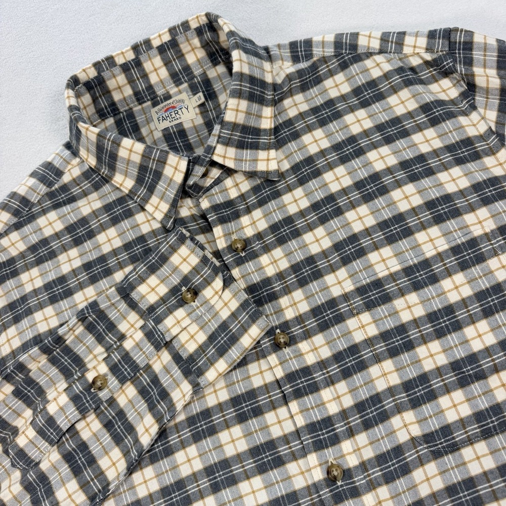 Faherty Featherweight Flannel Shirt Mens Large Beige Green Plaid Button Up